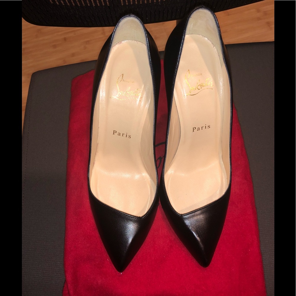 ❌SOLD❌ Christian Louboutin Requipump 100mm 37